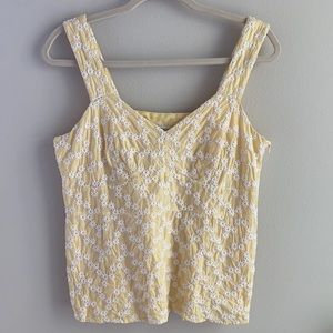 Liz & Co | Flower Embroidered Top